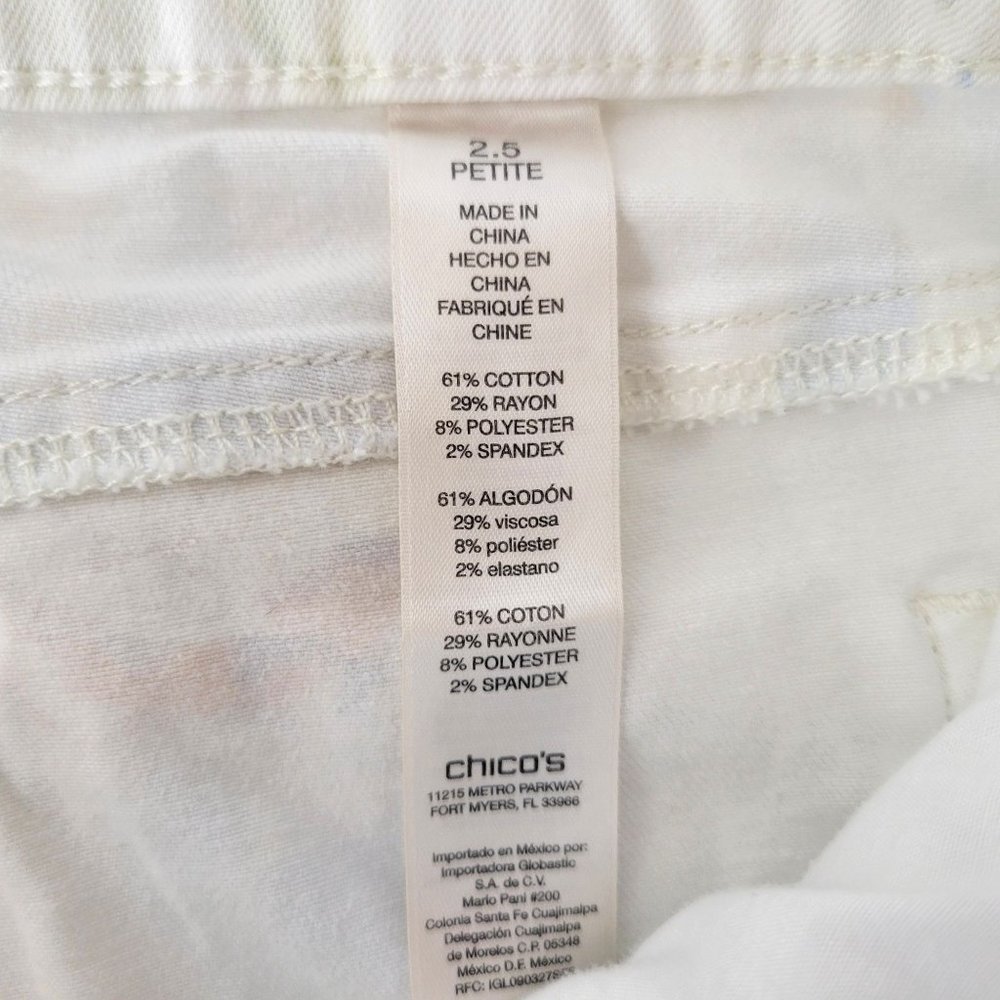 Chico's Platinum Jeggins White Jeans with Soft Faded Floral Print - Picture 6 of 6